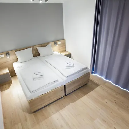Marina Hotel apartamentowy 4*