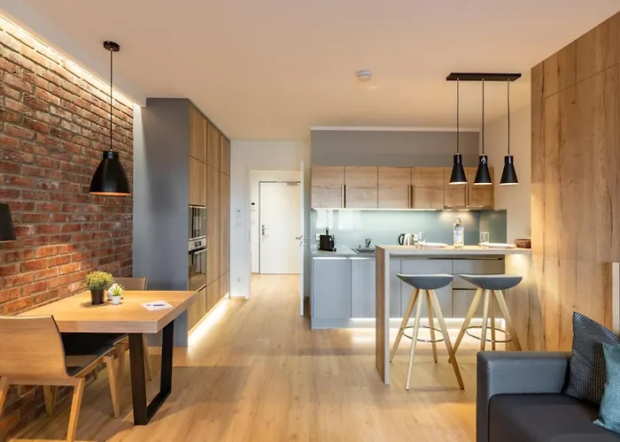 Marina Aparthotel 4*