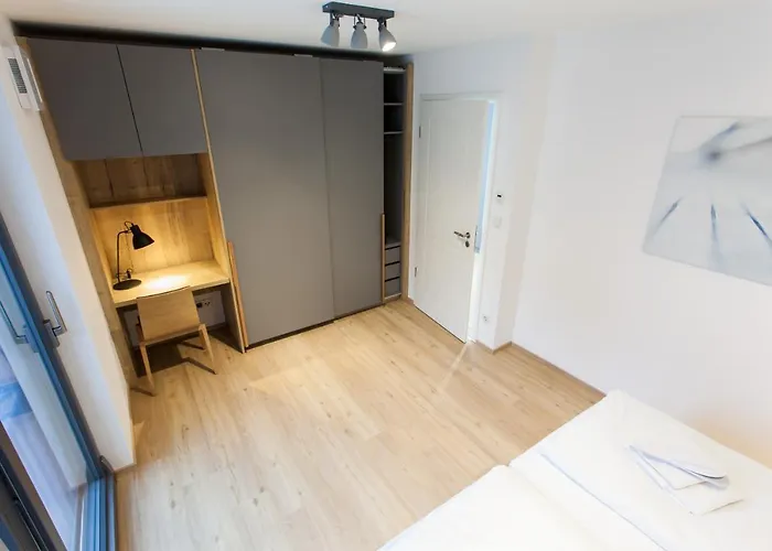 Marina Aparthotel 4*