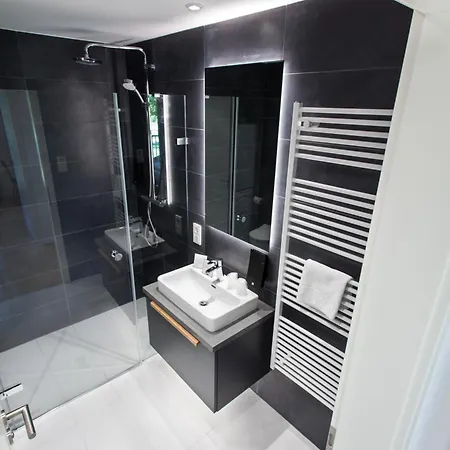 Aparthotel Marina 4*