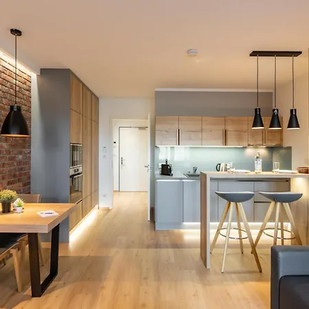 Marina Aparthotel 4*